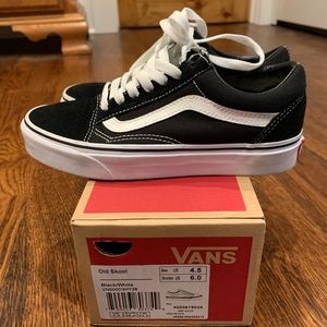 Vans Black Old Skool Size 6W/4.5M